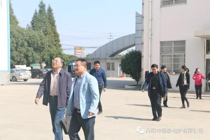 为了一个更美好的未来--镇江市模范职工之家考核验收汇报会